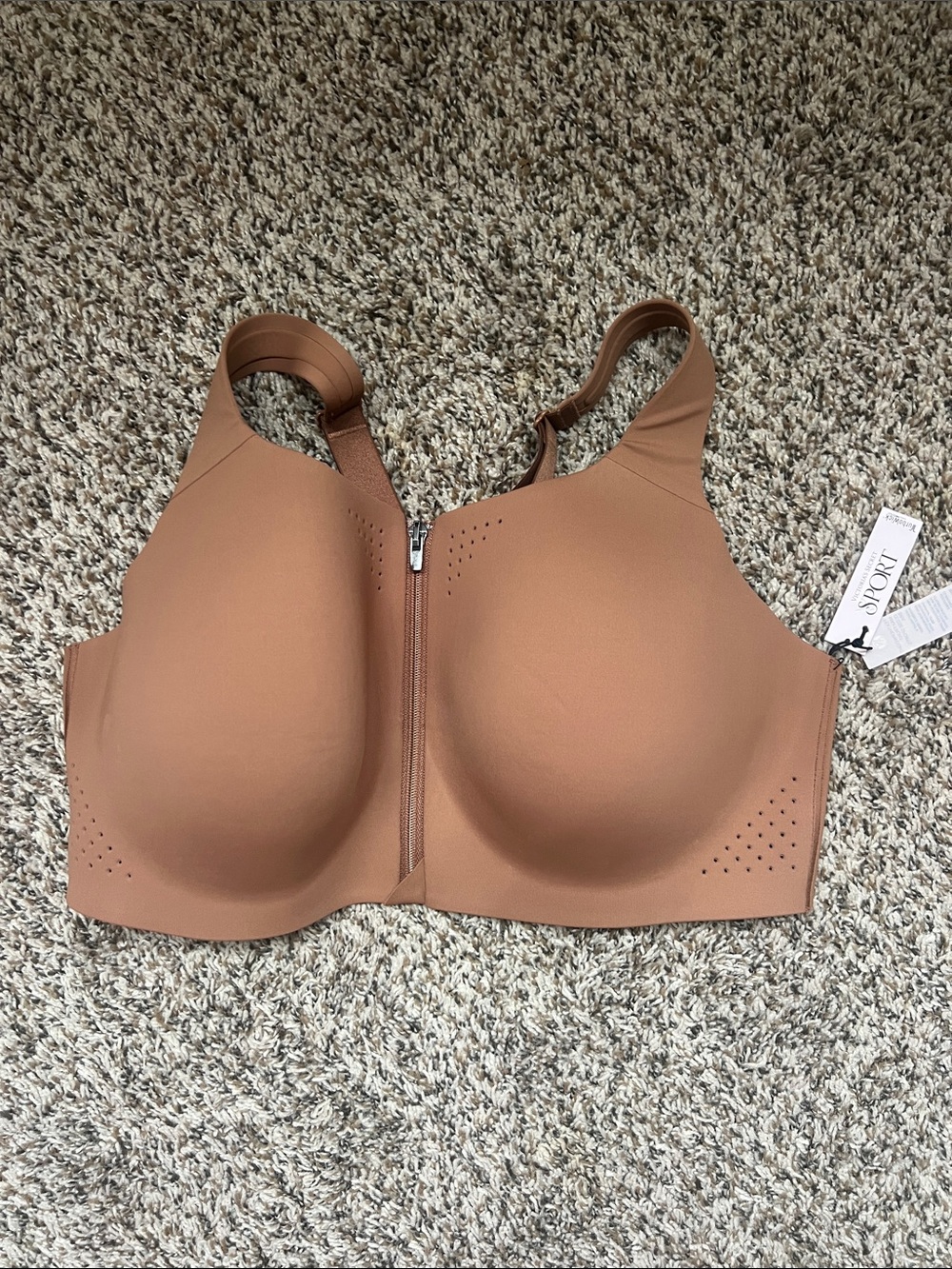 VSX Featherweight Max™ Front-Close Sports Bra